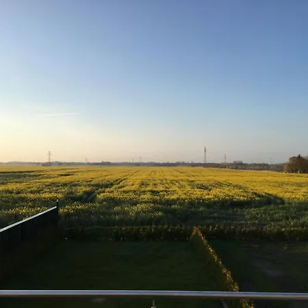Seeblick 8 - Luxus Direkt Am Hafen Von Norddeich Exterior photo